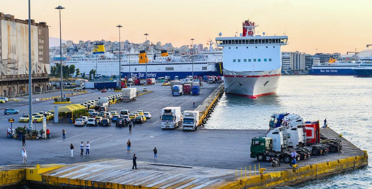 piraeus greece port